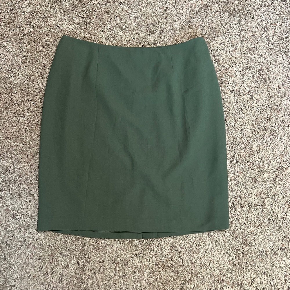 Jones Studio Olive Green Pencil Skirt | Size 18W | Lined Work Skirt